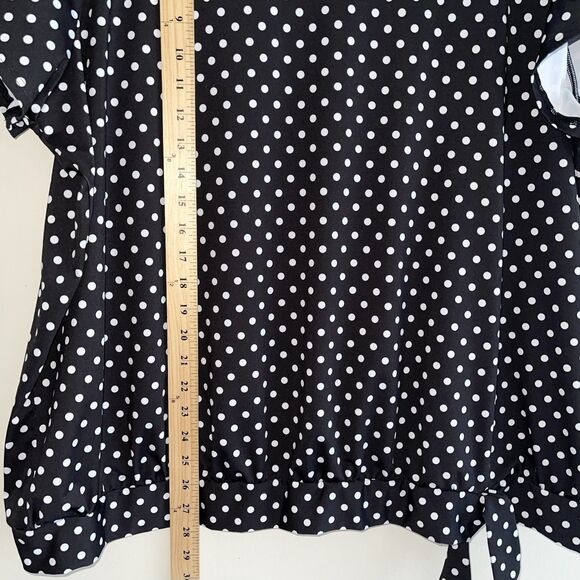 Lands End Polka Dots Knit Top Size 2X Womans White Short Sleeves Tie Knot - Picture 6 of 8
